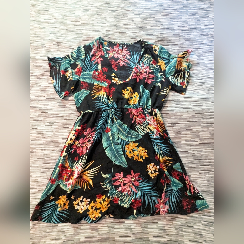New Women's SHEIN Curve Black Tropical Print Midi Dress Size 0XL